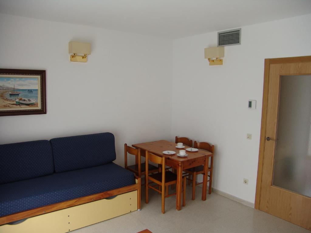 Apartamentos Santi Lloret de Mar Zimmer foto